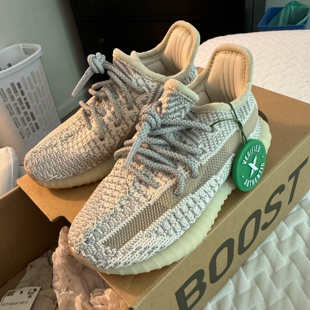 Kids Yeezy Boost 350 V2 infant